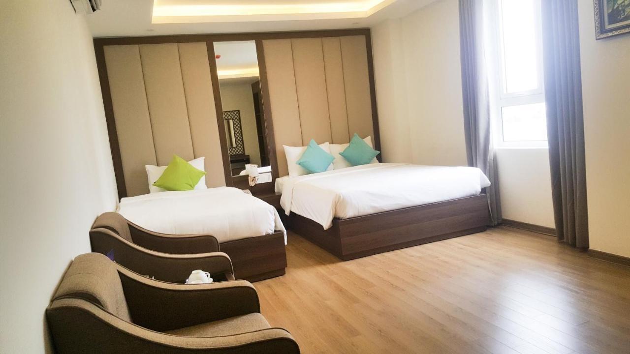 Pariat River Front Hotel Da Nang Exteriör bild